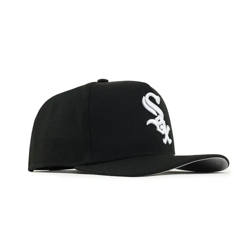 Chicago White Sox Monochrome Black-on-White 9Fifty A-Frame Snapback