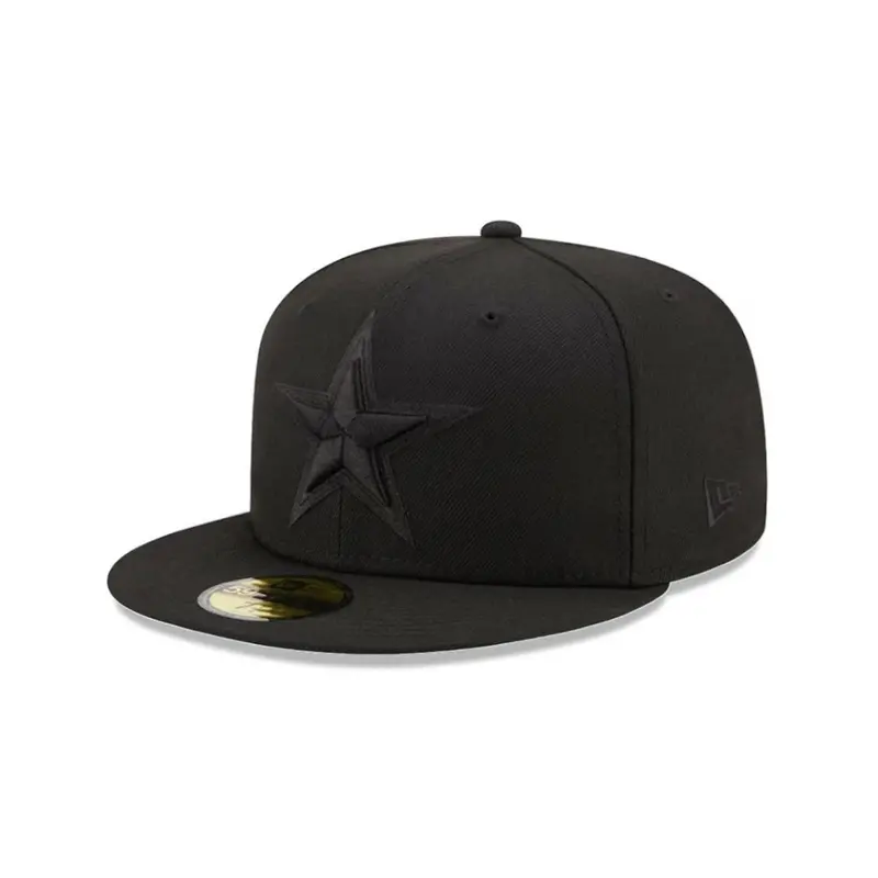 Dallas Cowboys Black-on-Black 59Fifty Fitted Baseball Cap