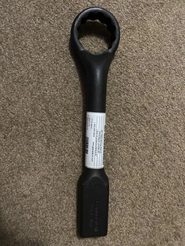 GEARWRENCH 82354 Striking Wrench – 2-Inch Offset, 45° Angle, 12-Point, USA-Made