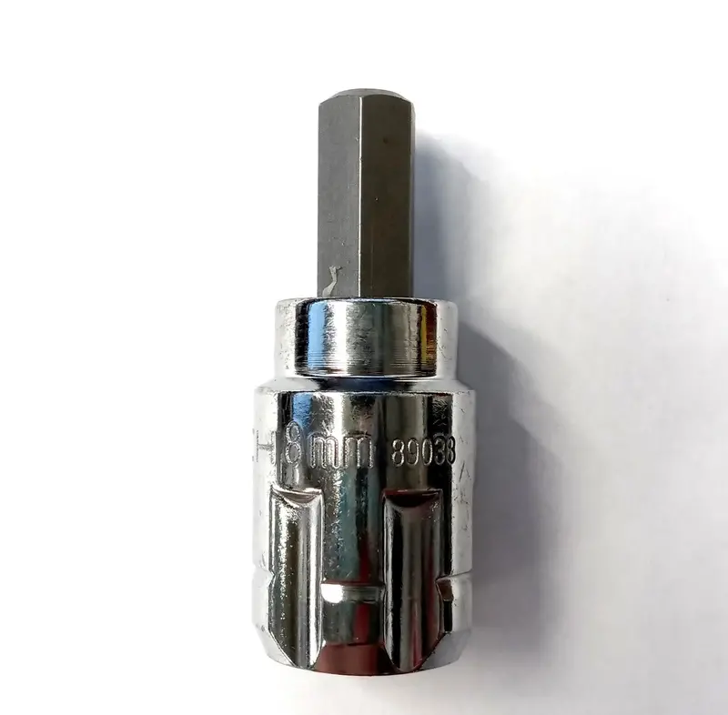 GearWrench 89038 Metric Pass-Through Hex Bit Socket – 8mm, 3/8-Inch Drive