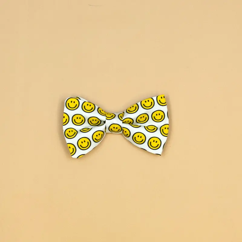 ‘Happy’ Embroidered Snap-Tie Accent