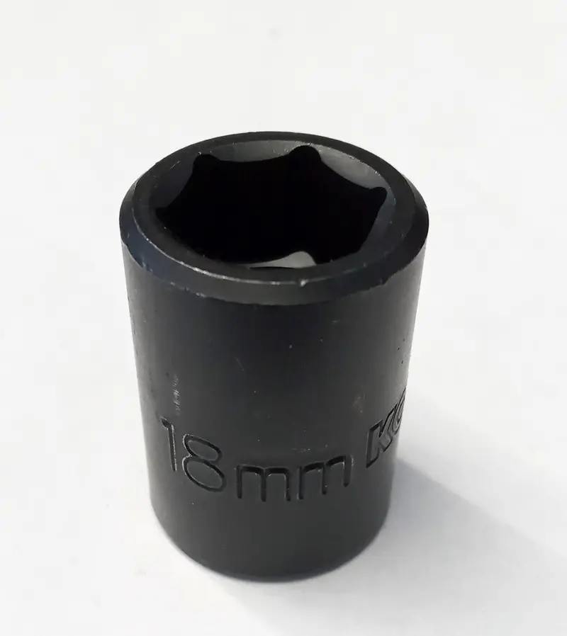 Kobalt 18mm 1/2″ Drive 6-Point Impact Socket – Heavy-Duty USA-Made
