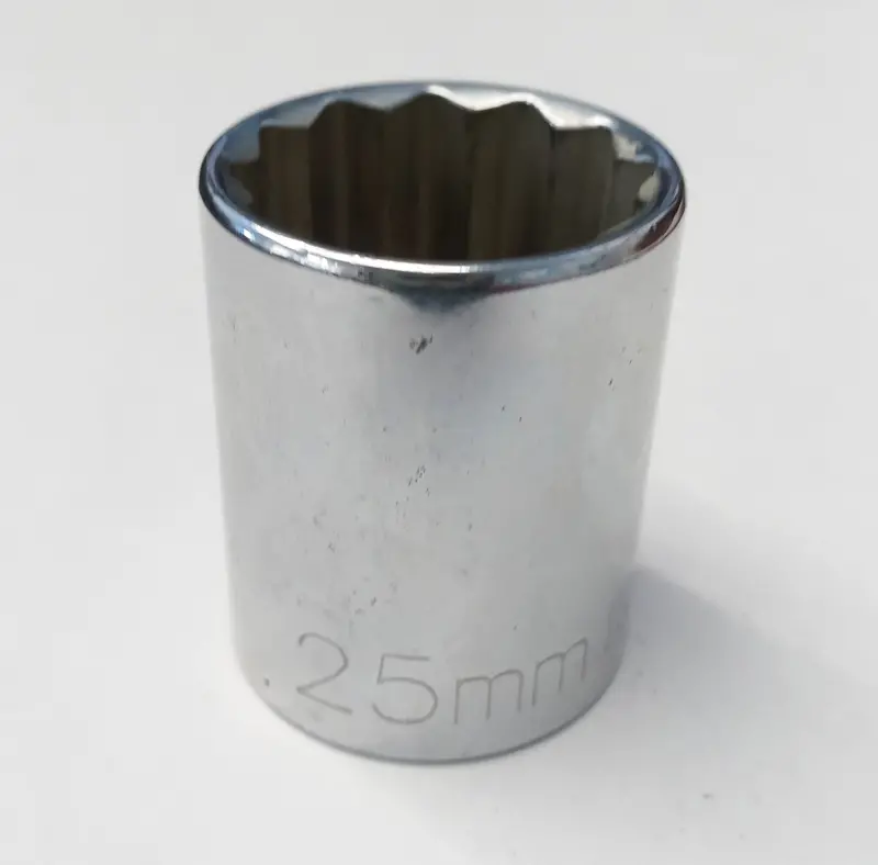 Kobalt 25mm 12-Point Socket – 1/2″ Drive, Professional-Grade Fit
