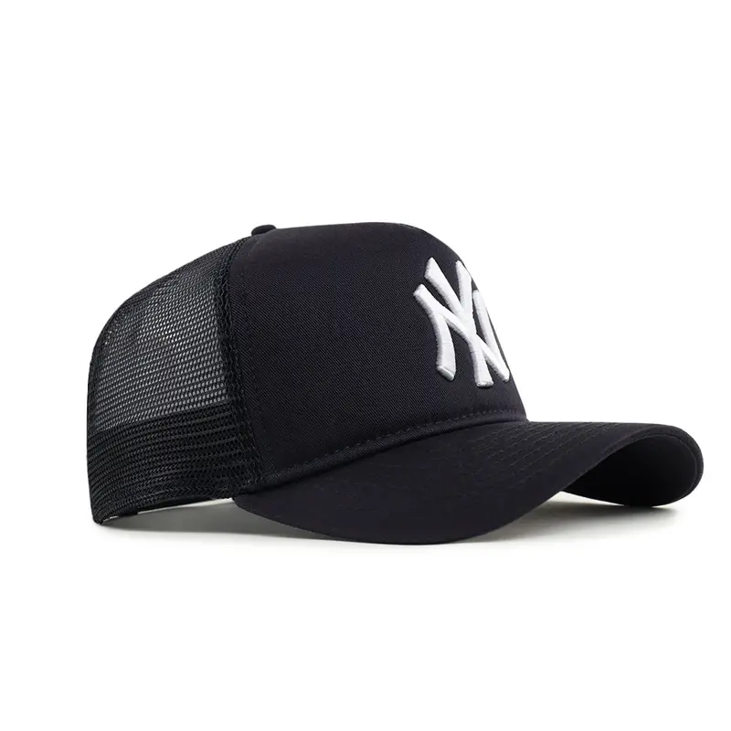 New York Yankees Foam Trucker 9Forty Snapback in Team Colors