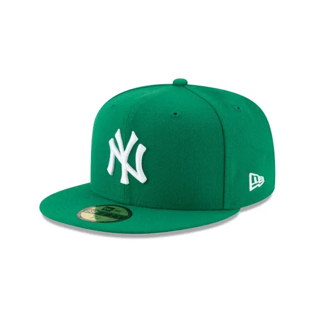 New York Yankees Kelly Green MLB 59Fifty Fitted Cap