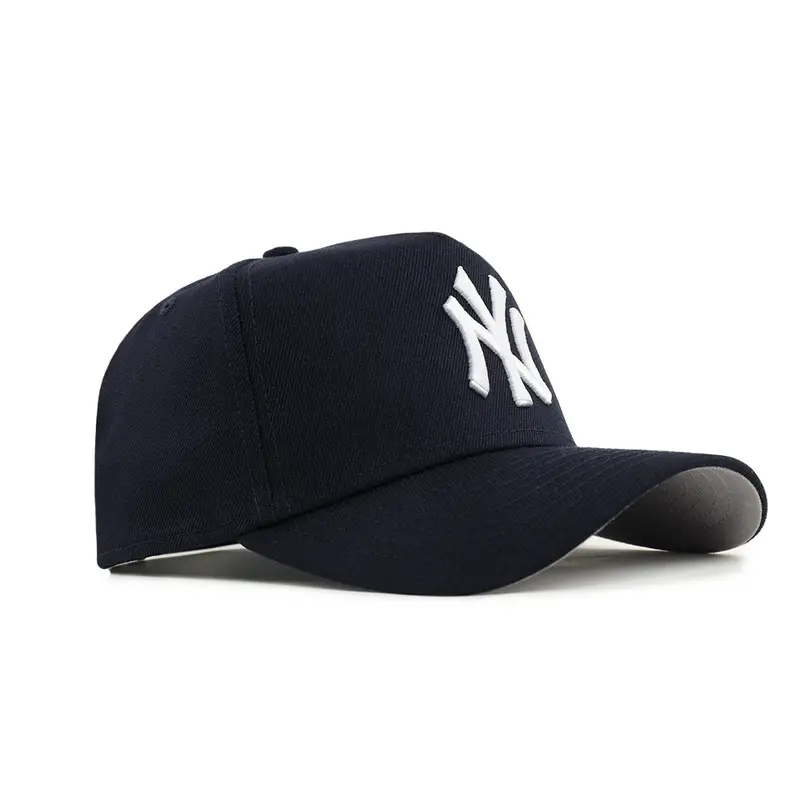 New York Yankees Signature 9Forty A-Frame Snapback Hat
