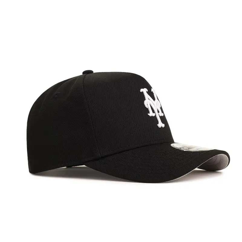 NY Mets Black-on-White 9Forty A-Frame Snapback