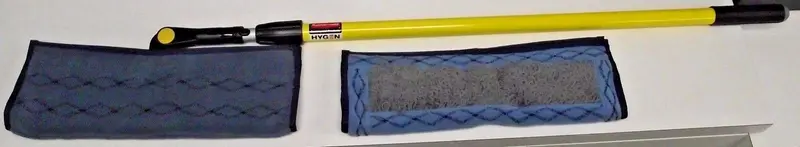 Rubbermaid Clean Water Mop System Starter Kit – Microfiber Pad & Handle (1807914)