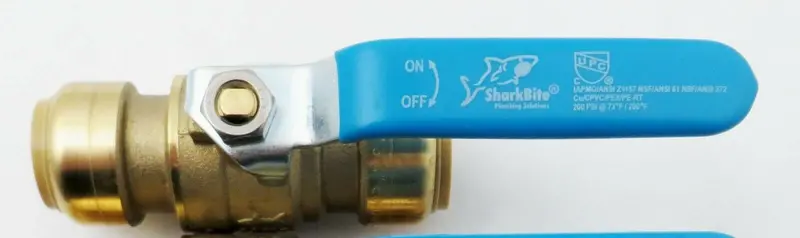 SharkBite 818100 Push-to-Connect Brass Ball Valve – 3/4″ Diameter, Lead-Free