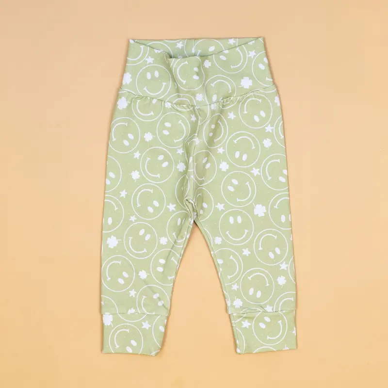 St. Patrick’s Day Smiley Print Leggings