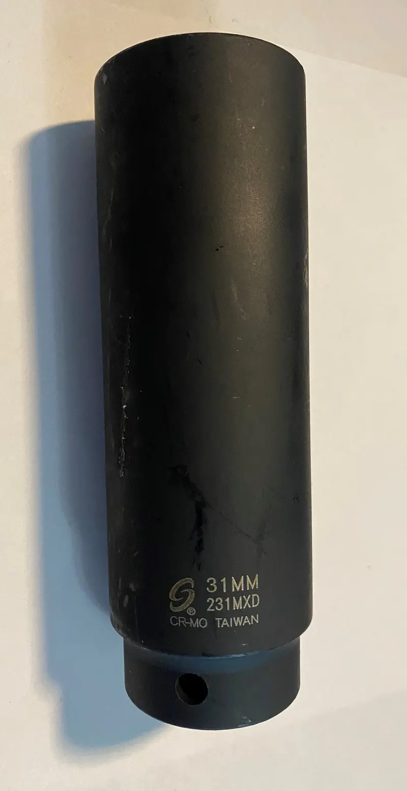 Sunex 231MXD Extra-Deep Socket – 1/2″ Drive, 31mm Size, Extended Reach