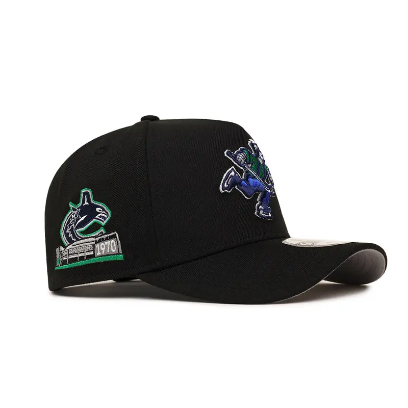 Vancouver Canucks 1970 Stadium Throwback Black Snapback – NHL A-Frame 9Forty Cap