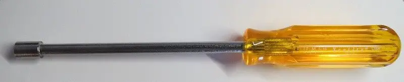 Xcelite L10M 5/16″ Extra-Long Magnetic Nut Driver — Hollow-Shaft Design, USA-Made