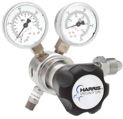 Harris 721C-250-580-D Two-Stage Ultra-High-Purity Brass Regulator 1
