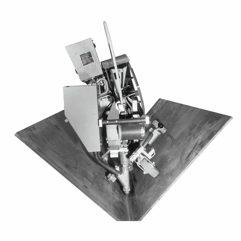 Lincoln Flat Fillet Weld Adapter Kit – Compatible With Multiple Gun Models (K229) 1